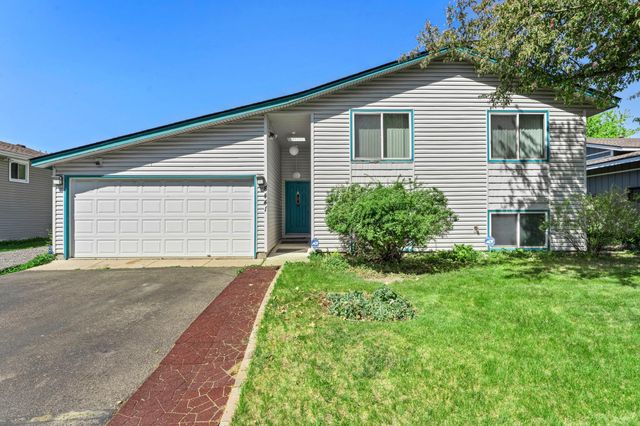 8441 Idaho Avenue N, Brooklyn Park, MN 55445