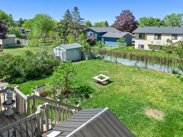 8441 Idaho Avenue N, Brooklyn Park, MN 55445