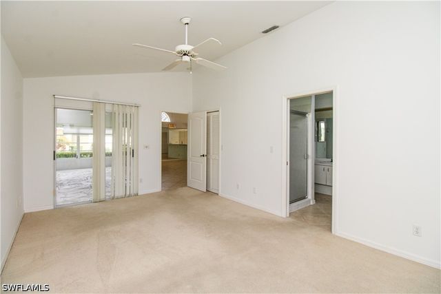 10201 Regent CIR, Naples, FL 34109