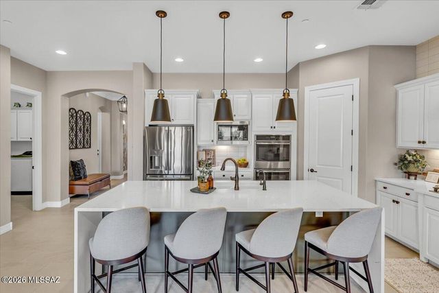13425 N Silver Cassia Place, Oro Valley, AZ 85755