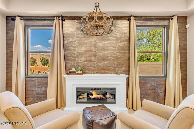 13425 N Silver Cassia Place, Oro Valley, AZ 85755