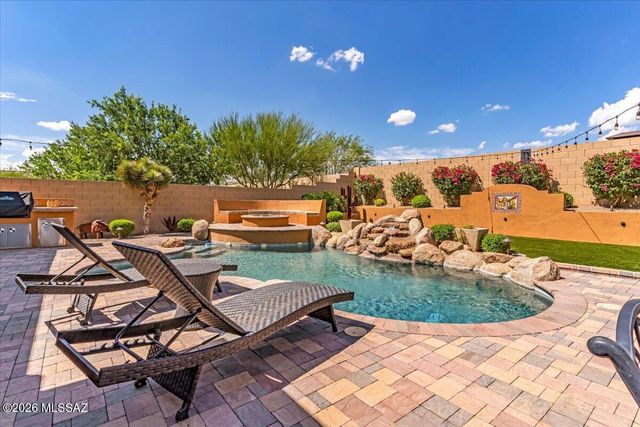 13425 N Silver Cassia Place, Oro Valley, AZ 85755