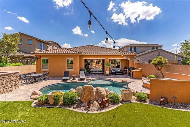 13425 N Silver Cassia Place, Oro Valley, AZ 85755