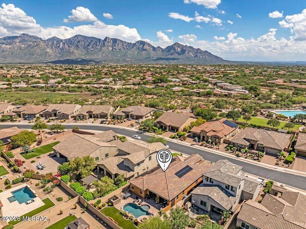 13425 N Silver Cassia Place, Oro Valley, AZ 85755