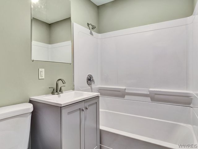 28 Horton Place, Buffalo, NY 14209