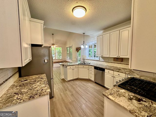 108 Madison Avenue, Peachtree City, GA 30269
