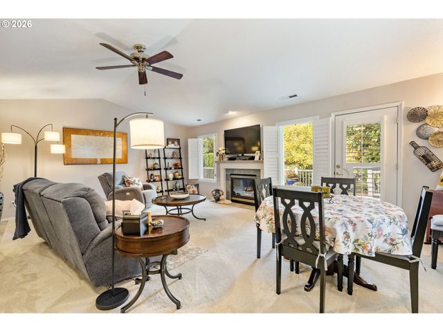 2217 Ne 179TH St B52, Ridgefield, WA 98642