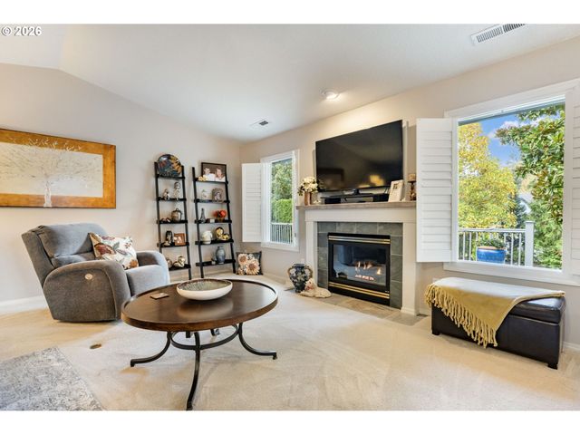 2217 Ne 179TH St B52, Ridgefield, WA 98642