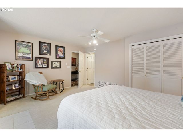 2217 Ne 179TH St B52, Ridgefield, WA 98642