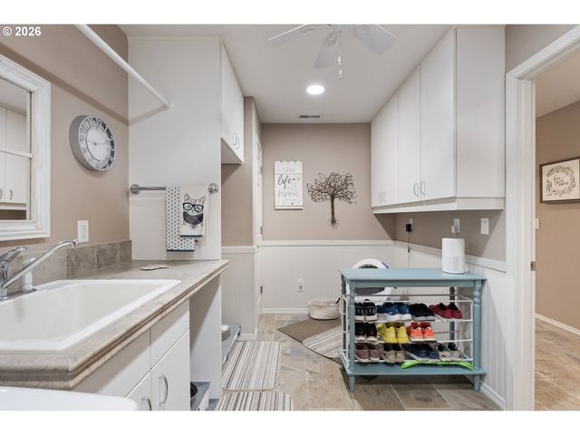 2217 Ne 179TH St B52, Ridgefield, WA 98642