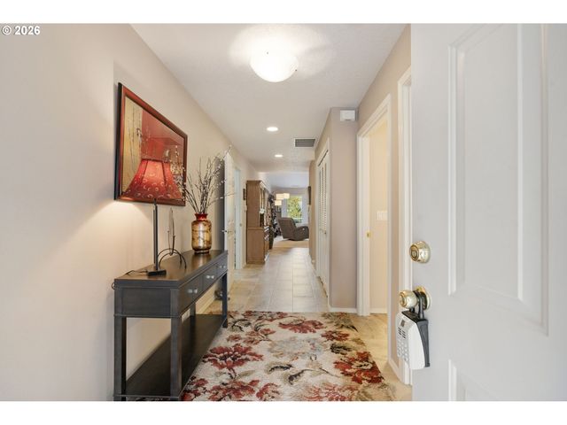 2217 Ne 179TH St B52, Ridgefield, WA 98642