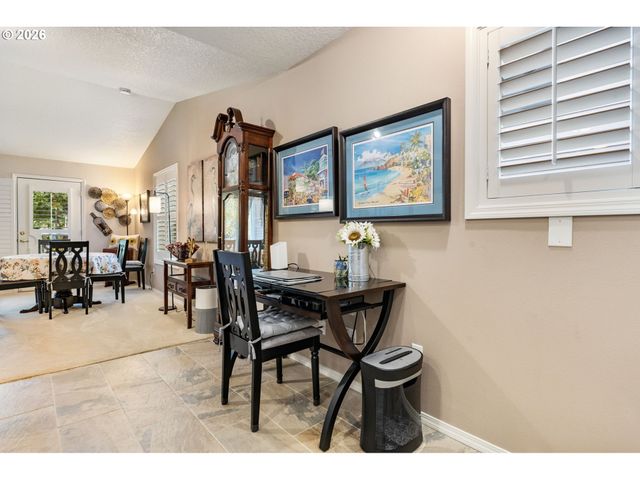 2217 Ne 179TH St B52, Ridgefield, WA 98642