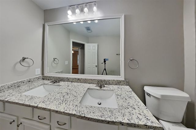 18150 River Sage Drive, Houston, TX 77084