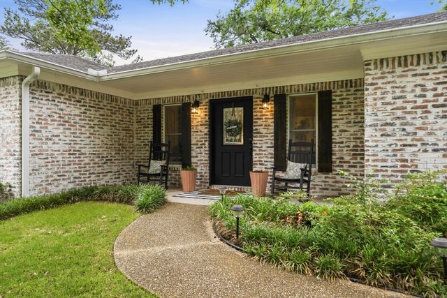 201 Quail Creek Road, Hot Springs National Park, AR 79101