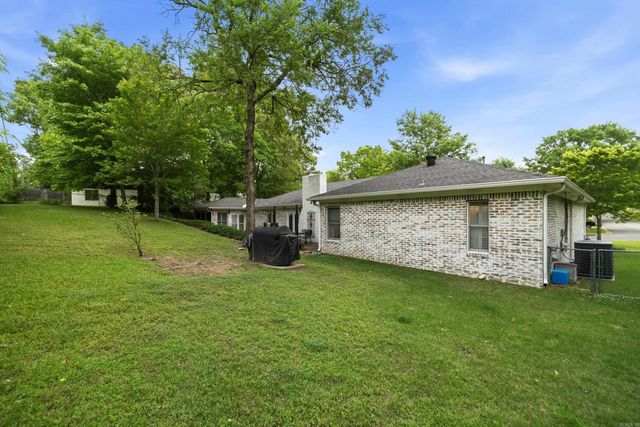 201 Quail Creek Road, Hot Springs National Park, AR 79101