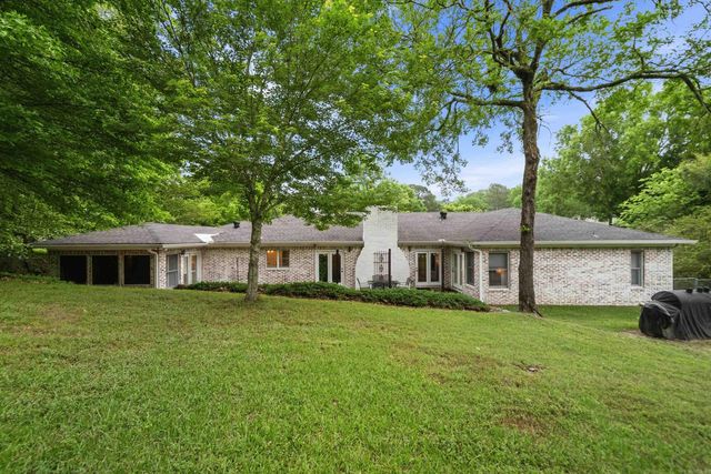 201 Quail Creek Road, Hot Springs National Park, AR 79101