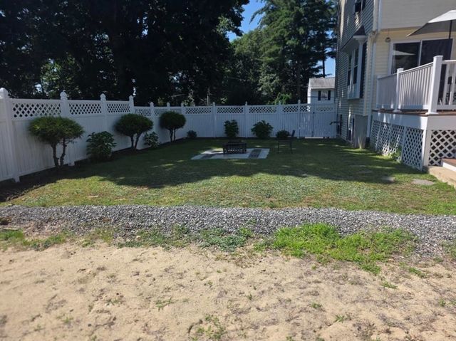 23 Valley Rd, Dracut, MA 01826