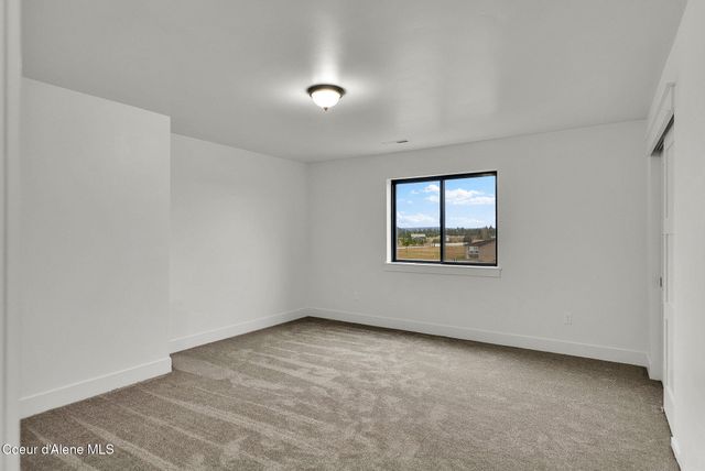 969 E YELLOW PINE AVE, Athol, ID 83801