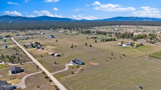 969 E YELLOW PINE AVE, Athol, ID 83801