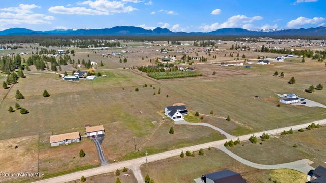 969 E YELLOW PINE AVE, Athol, ID 83801