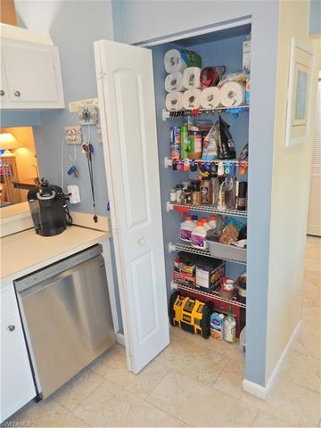 9620 Villa DR 4, Fort Myers, FL 33905