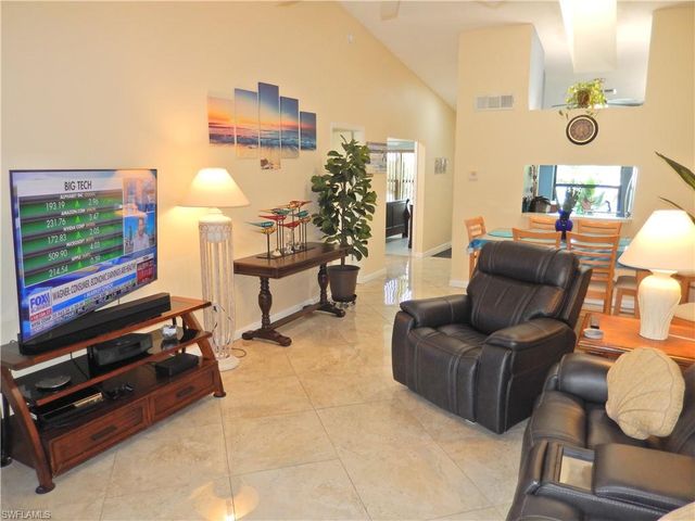 9620 Villa DR 4, Fort Myers, FL 33905