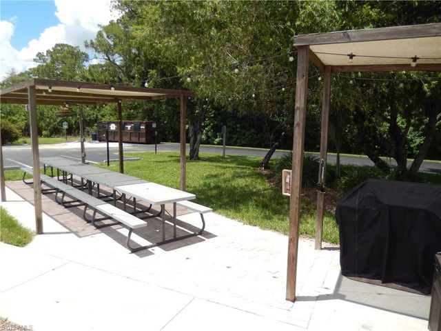 9620 Villa DR 4, Fort Myers, FL 33905