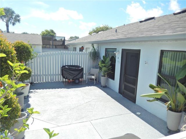 9620 Villa DR 4, Fort Myers, FL 33905