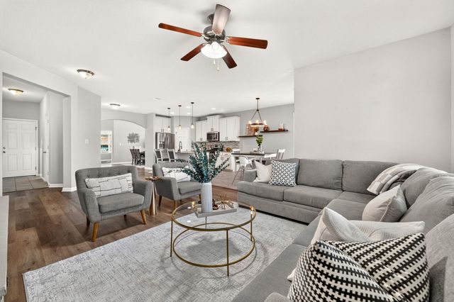 13201 Olivers WAY, Manchaca, TX 78652