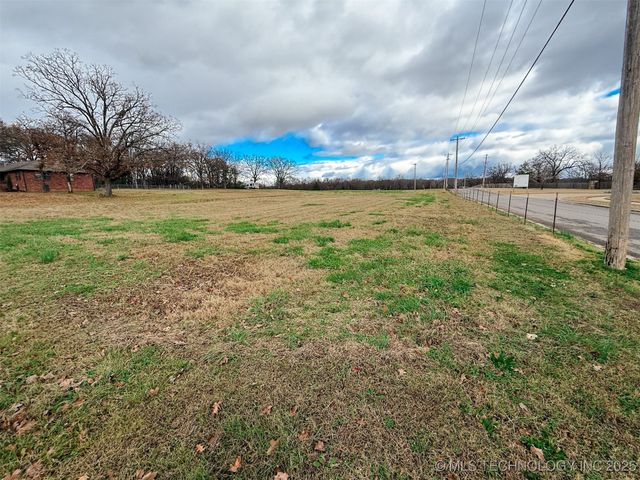 1290 E 4th Street, Tahlequah, OK 74464