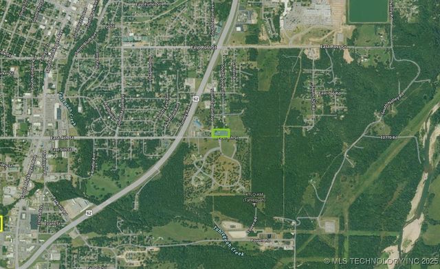 1290 E 4th Street, Tahlequah, OK 74464