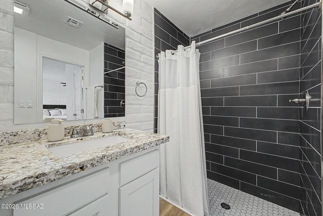 3230 W Via Santa Dorotea, Tucson, AZ 85746