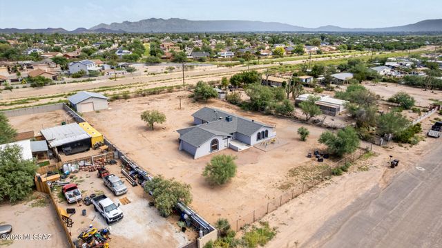 3230 W Via Santa Dorotea, Tucson, AZ 85746
