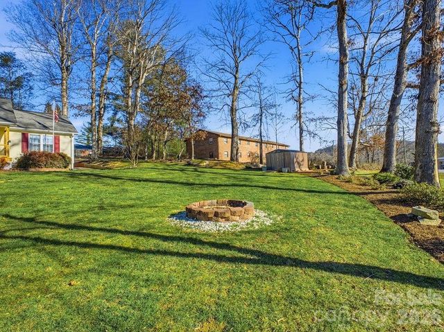 1113 Brookside Camp Road, Hendersonville, NC 28792
