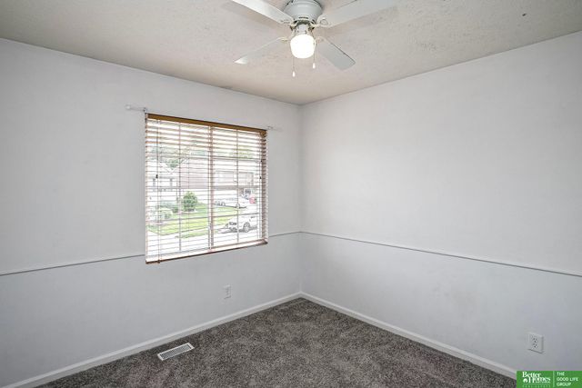 7316 N 111th Avenue, Omaha, NE 68142