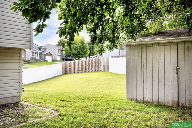 7316 N 111th Avenue, Omaha, NE 68142