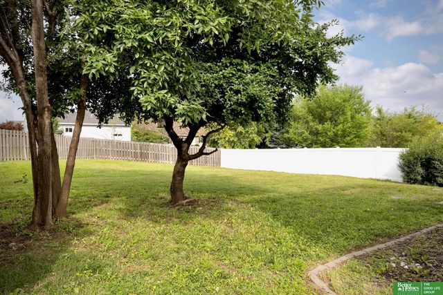 7316 N 111th Avenue, Omaha, NE 68142