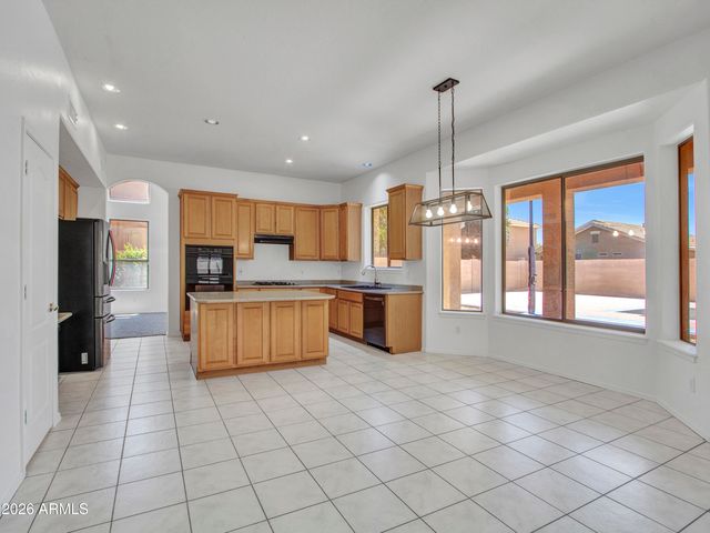 770 S CROSSCREEK Place, Chandler, AZ 85225