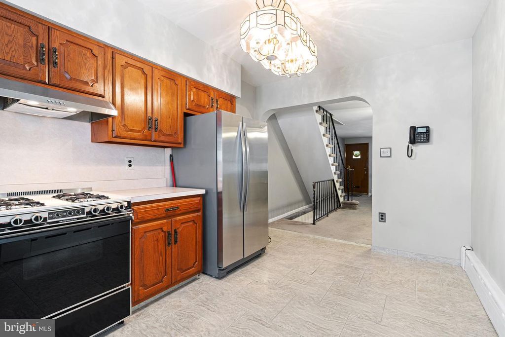 2523 S CAMAC ST, PHILADELPHIA, PA 19148 — photo 5