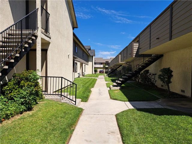 2624 W Porter Avenue 204, Fullerton, CA 92833