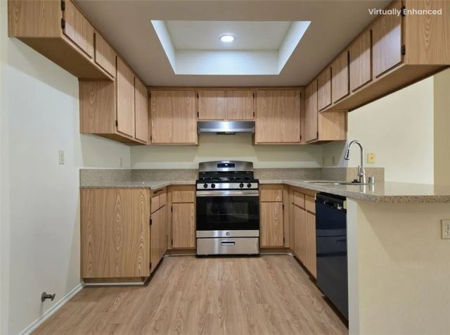 2624 W Porter Avenue 204, Fullerton, CA 92833