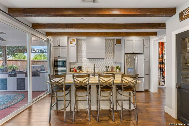 695 Comal Ave, New Braunfels, TX 78130