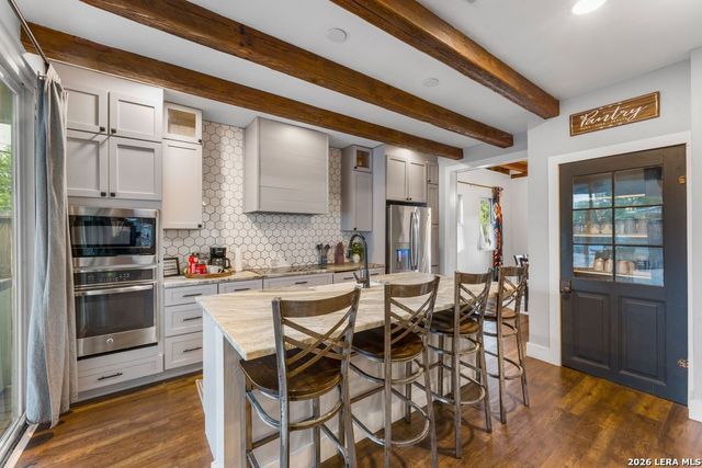 695 Comal Ave, New Braunfels, TX 78130