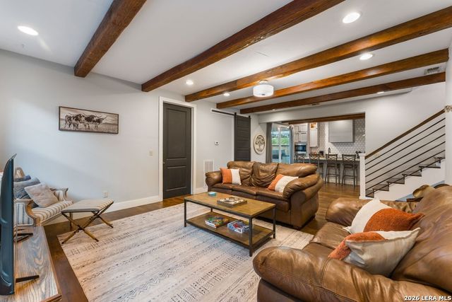 695 Comal Ave, New Braunfels, TX 78130