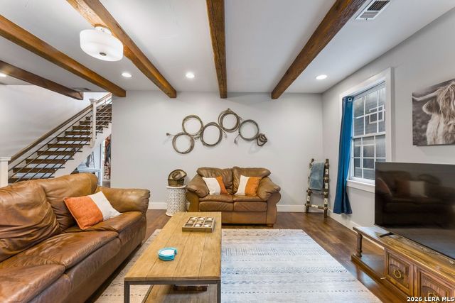 695 Comal Ave, New Braunfels, TX 78130