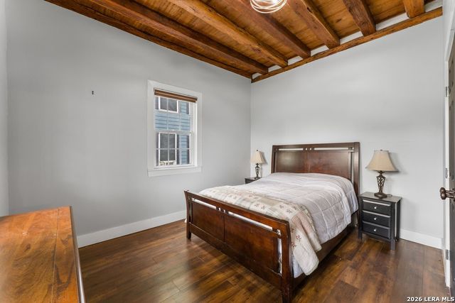 695 Comal Ave, New Braunfels, TX 78130