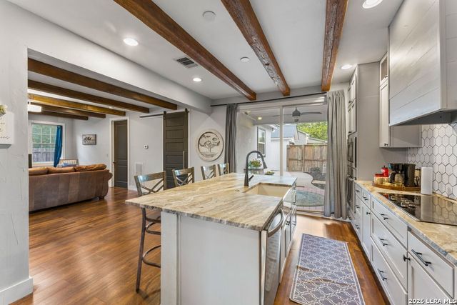 695 Comal Ave, New Braunfels, TX 78130