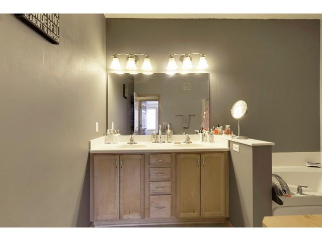 5900 Oxford Street 21, Saint Louis Park, MN 55416