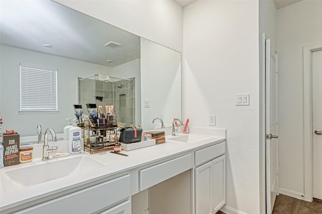 9435 Klein Lane, Houston, TX 77044