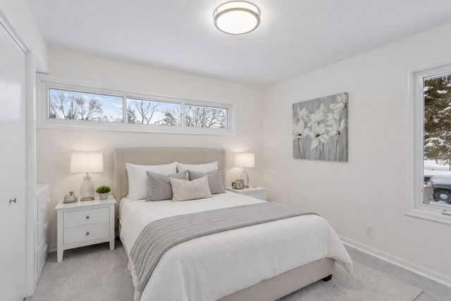 19 Mission Lane, Bloomington, MN 55420